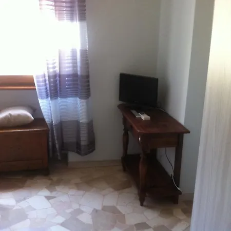 Nibre Apartment *