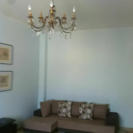 Nibre Apartment
